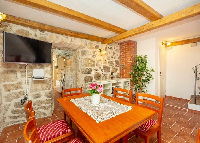 Klacina * 古维达里